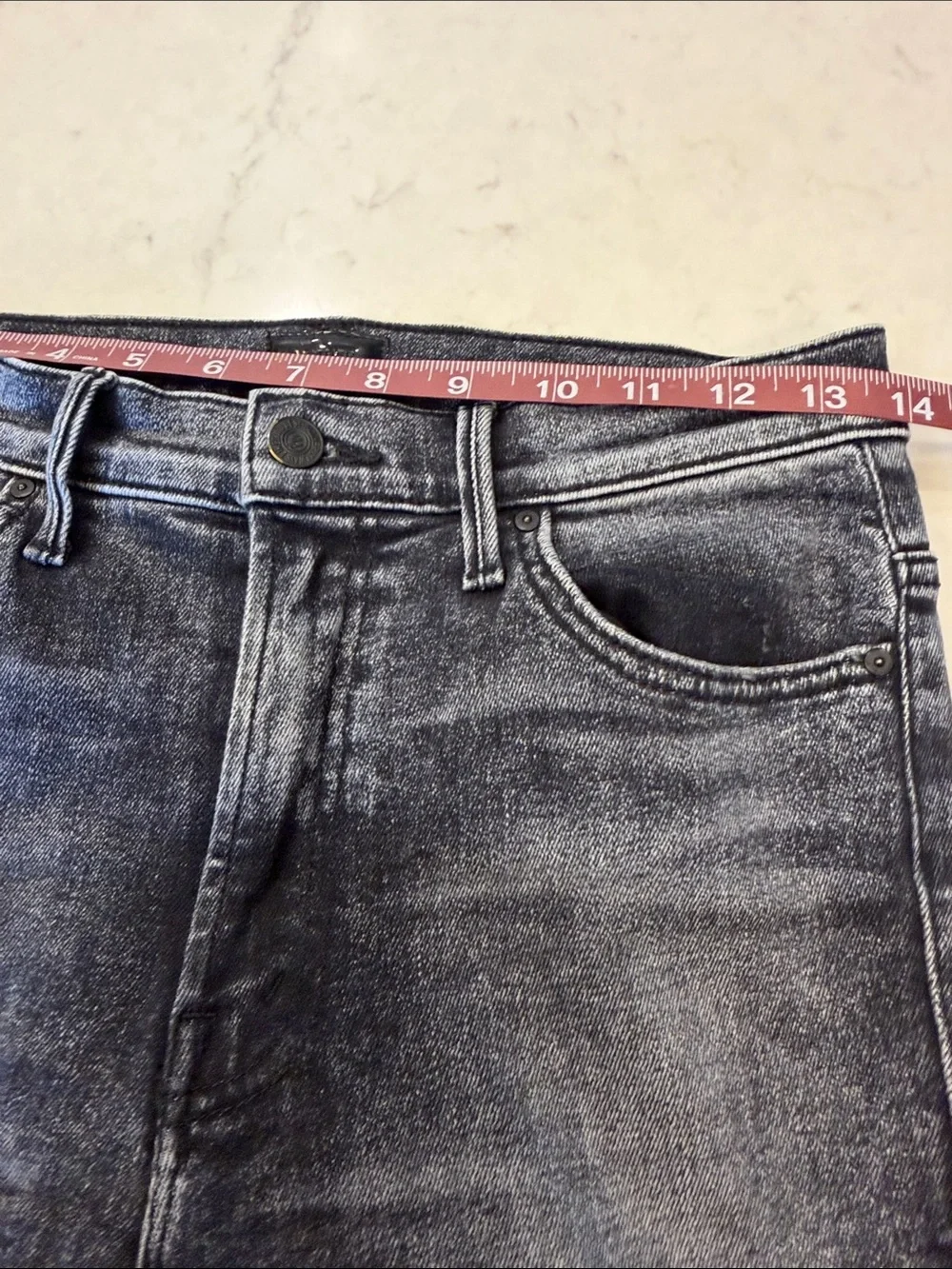 Mother Denim - The Insider Crop Step Fray in Train‎ Stops Size 27